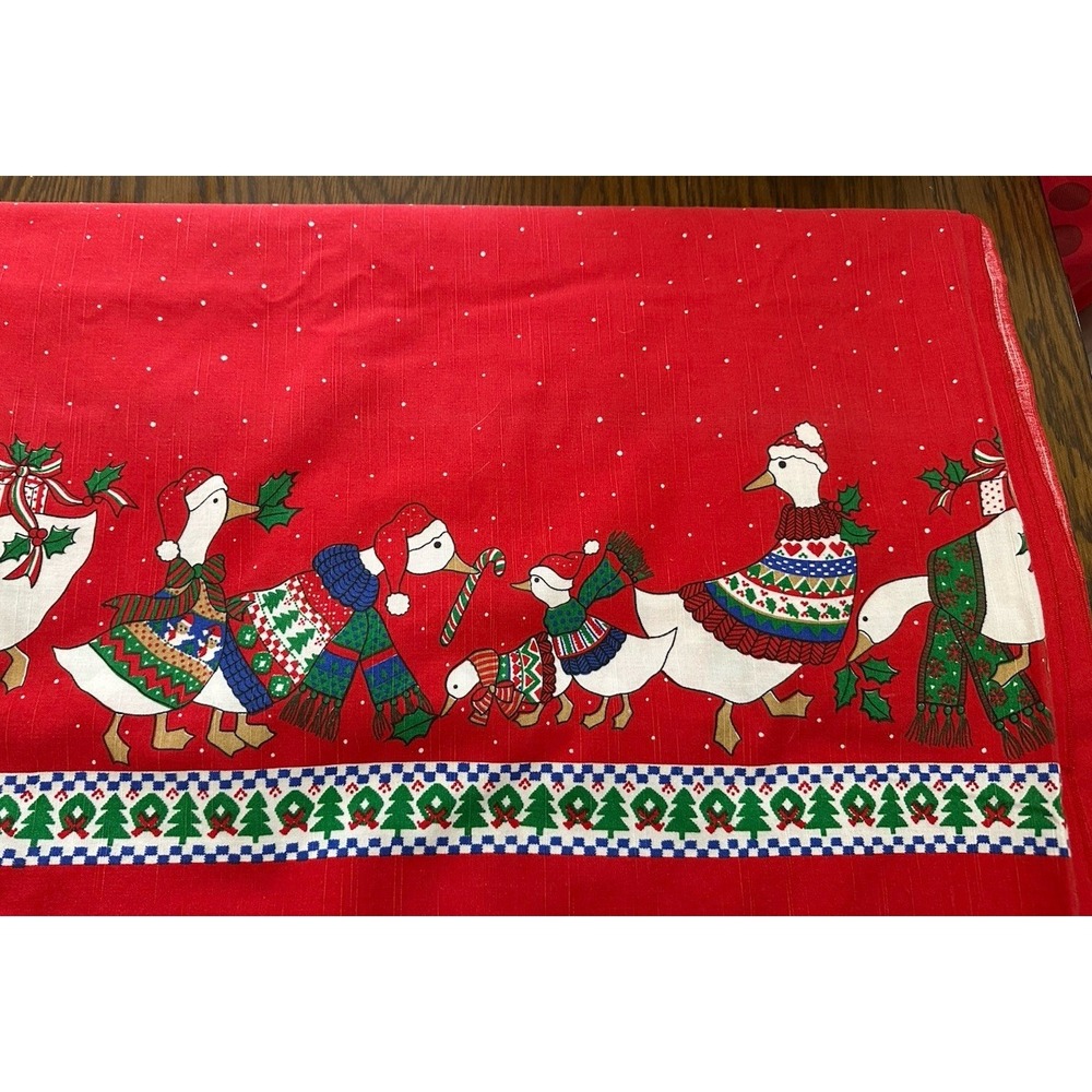 Vintage Sunweave Christmas Geese Ducks Rectangle Holiday Table Cloth 62x98